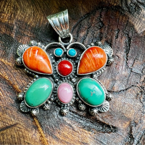 925 Sterling Silver Multi Stone Butterfly Pendant NEW - Picture 2 of 7